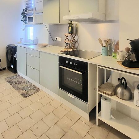 Appartement Avec Son Toit Terrasse, En Plein Coeur De Marseille Luaran gambar